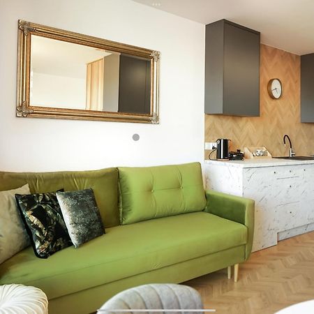 Apartament Grey 4Styles Z Miejscem Postojowym W Garazu Podziemnym Lägenhet Stary Toruń Exteriör bild